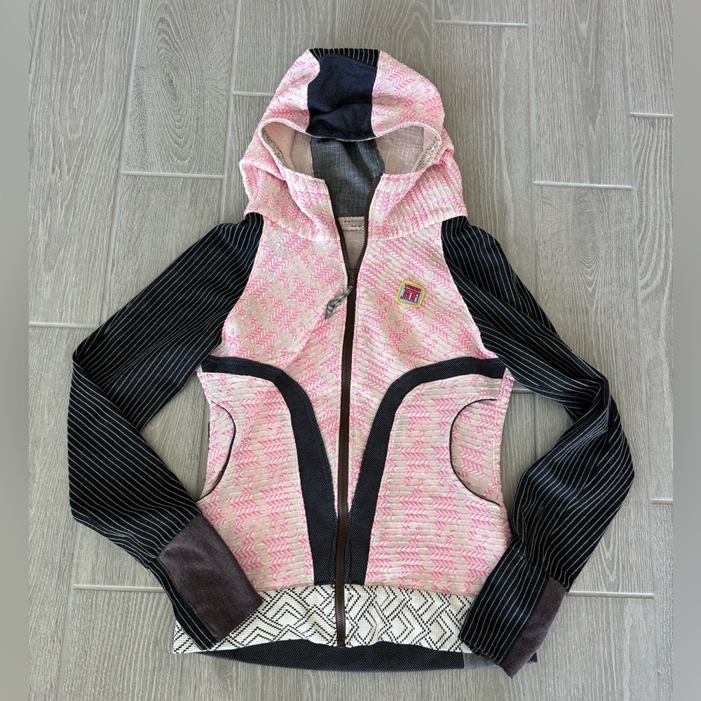 VANDER JACKET One of a Kind Eco Friendly Sustainable Running Jacket Size XS